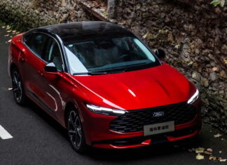 Представлено новий Ford Mondeo: що змінилося у популярному бізнес-седані New Ford Mondeo