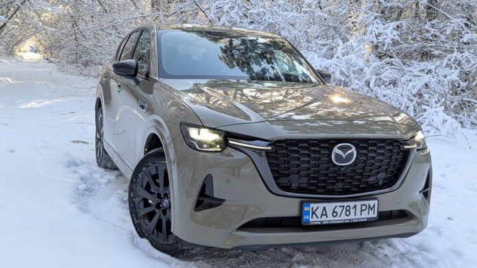 Оновлена Mazda CX-60