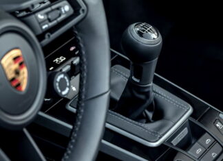 Єдина трансмісія, одночасно механічна та автоматична: Porsche рятує класичну коробку передач Porsche Gearbox