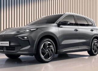 Новий недорогий кросовер MG вже на шляху до України: оголошено ціни MGS5 EV