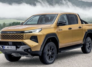 В Україну їде новий Toyota Hilux: таким ви його ще не бачили Toyota Hilux