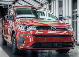 Оновлений Volkswagen Caddy став на конвеєр: відомі ціни та характеристики Volkswagen Caddy