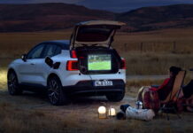 Безкоштовно! Volvo EX30 перетворили на мобільну електростанцію Volvo-Cars-turns-the-EX30-into-a-mobile-power-bank