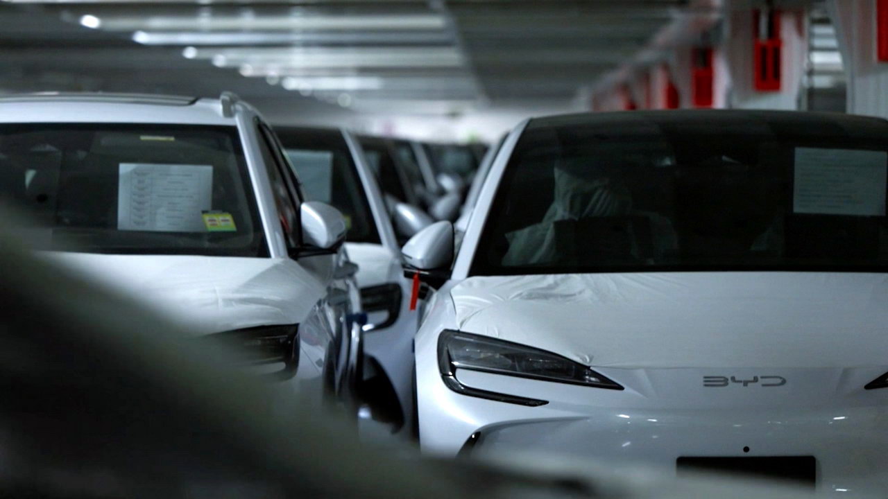 BYD Shark 6