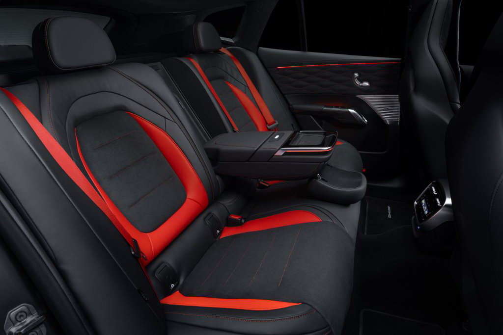 the-new-mercedes-amg-gt-suv